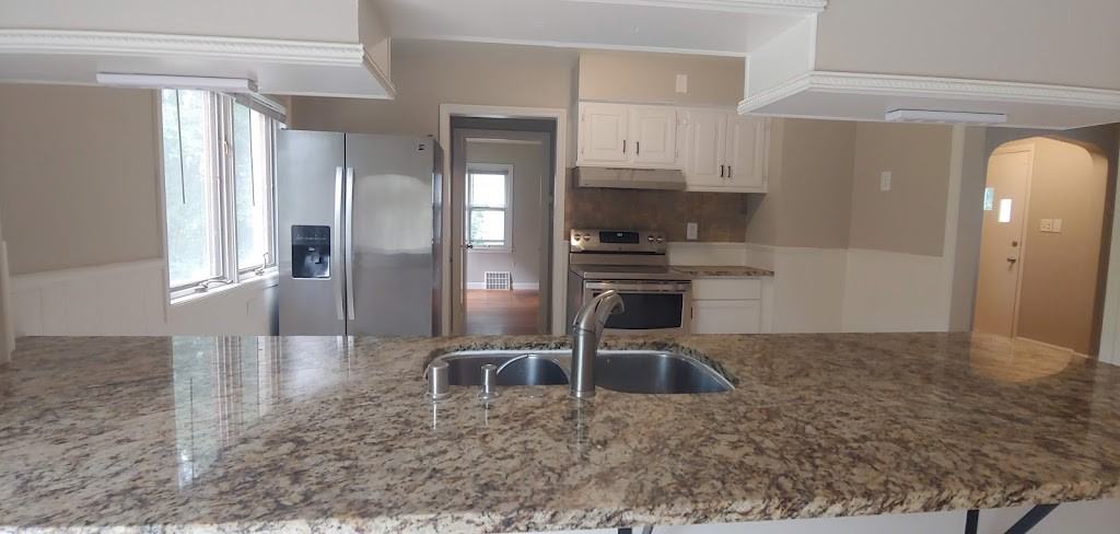4425 N 105th St #1 - Photo 5 of 21