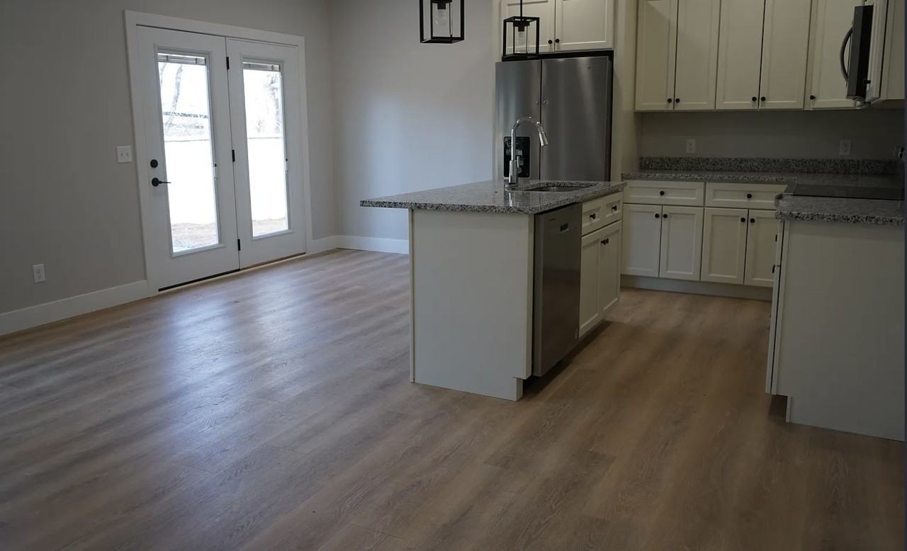 102 Everly Pointe Dr - Photo 3 of 10