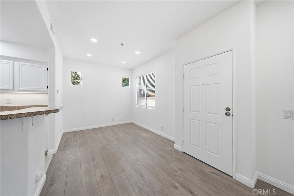 12921 Ternberry Ct - Photo 4 of 44
