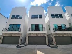 5709 Larkin St - Photo 1 of 1