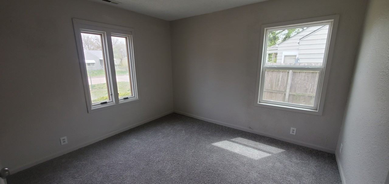 2237 N Minneapolis St #1 - Photo 5 of 10
