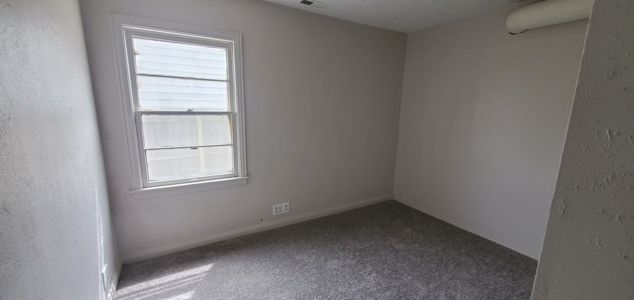 2237 N Minneapolis St #1 - Photo 6 of 10
