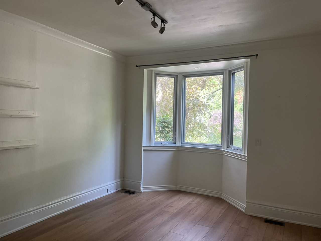100 Fuller Ave - Photo 6 of 9