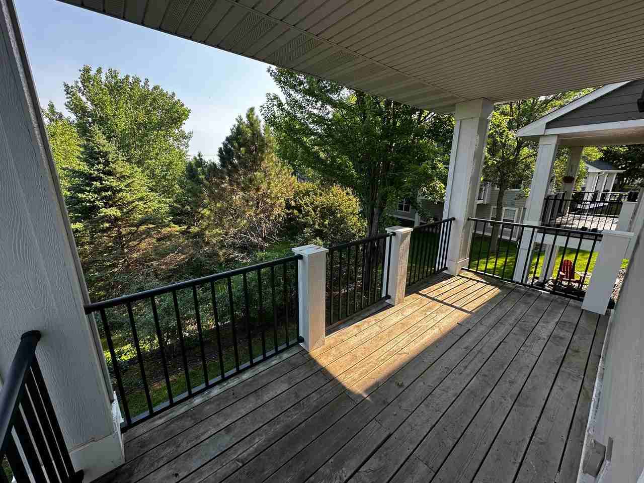 5793 Mount Curve Blvd - Photo 4 of 30