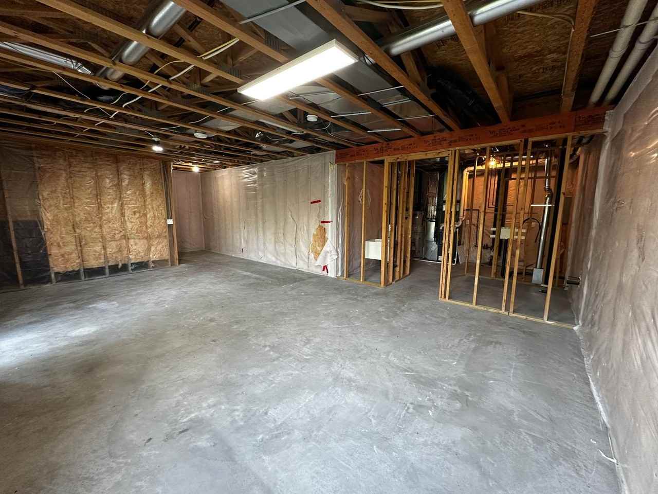 5793 Mount Curve Blvd - Photo 6 of 30