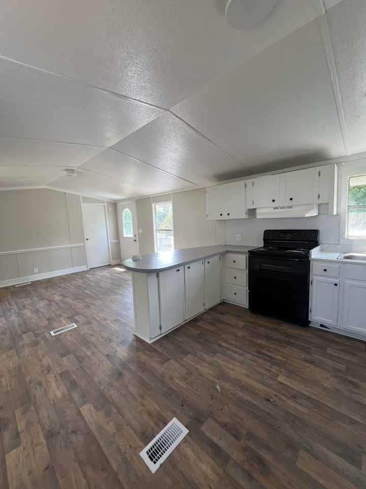 129 Allison Ln #1 - Photo 5 of 10