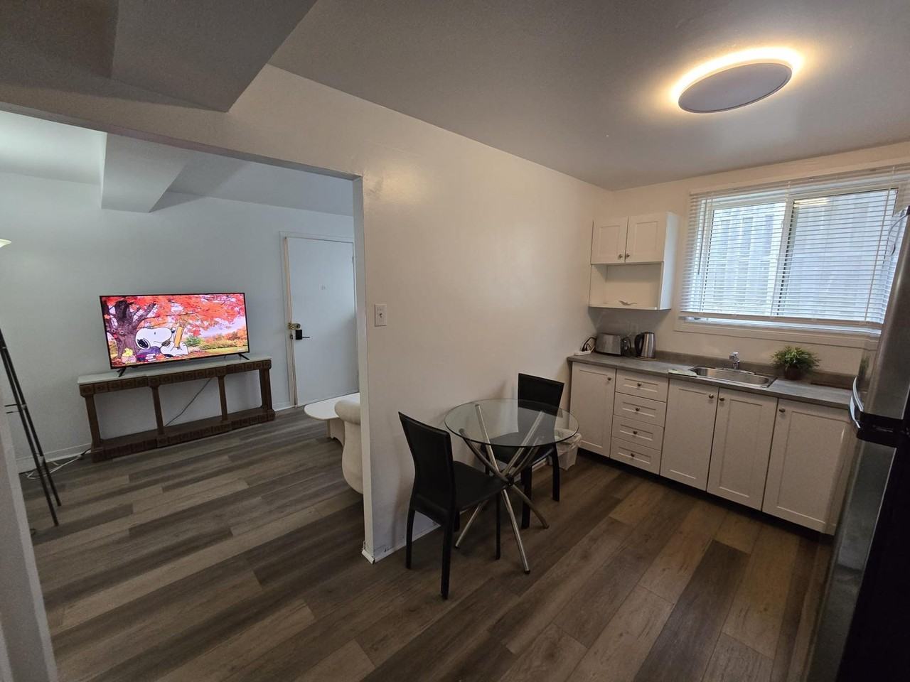595 Rue de Fontenay #A - Photo 3 of 12