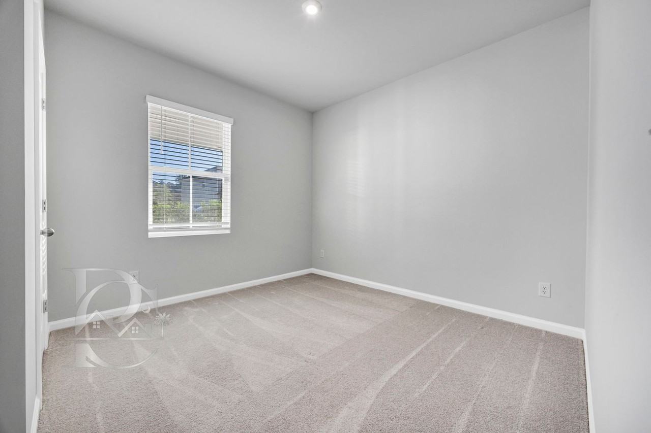 1161 Eagleston Way - Photo 5 of 30