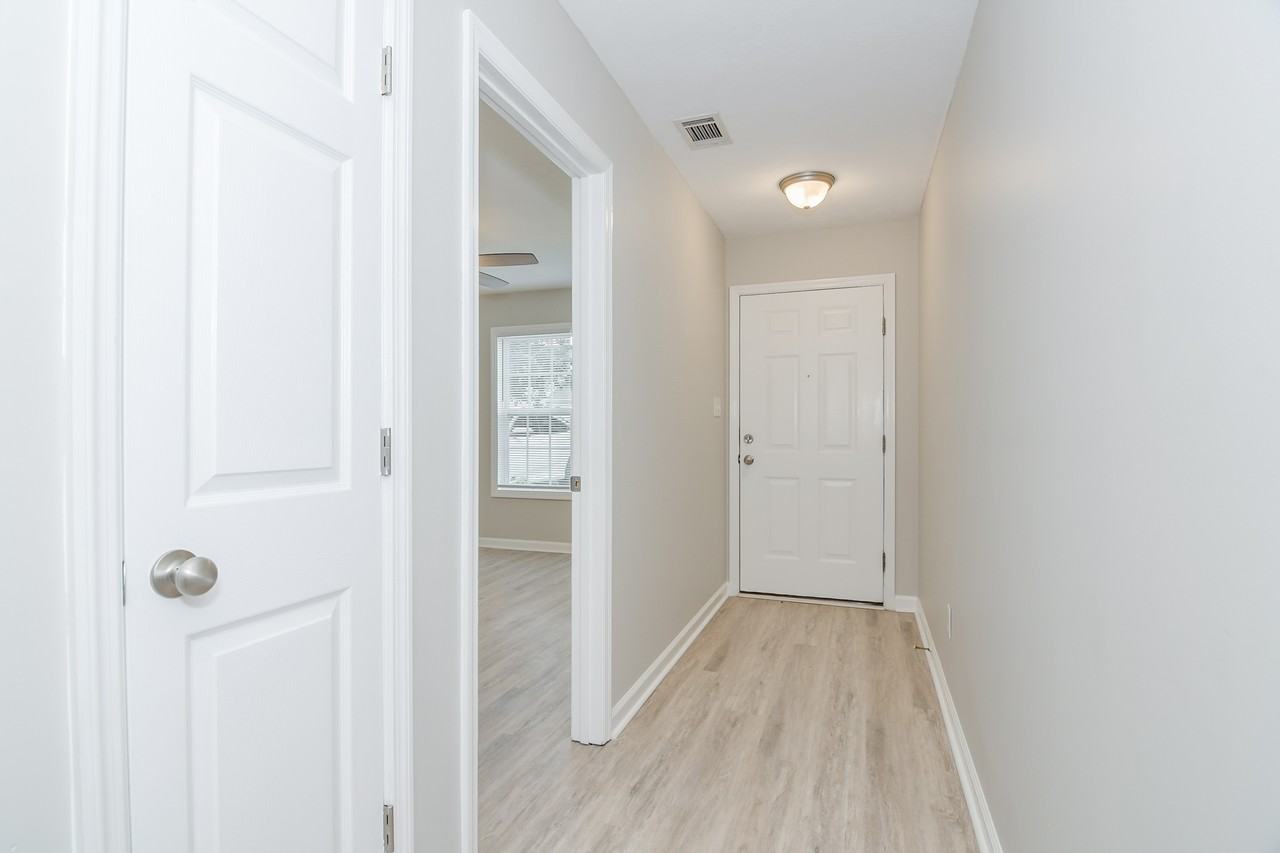 448 Northrop Pl #1 - Photo 3 of 22