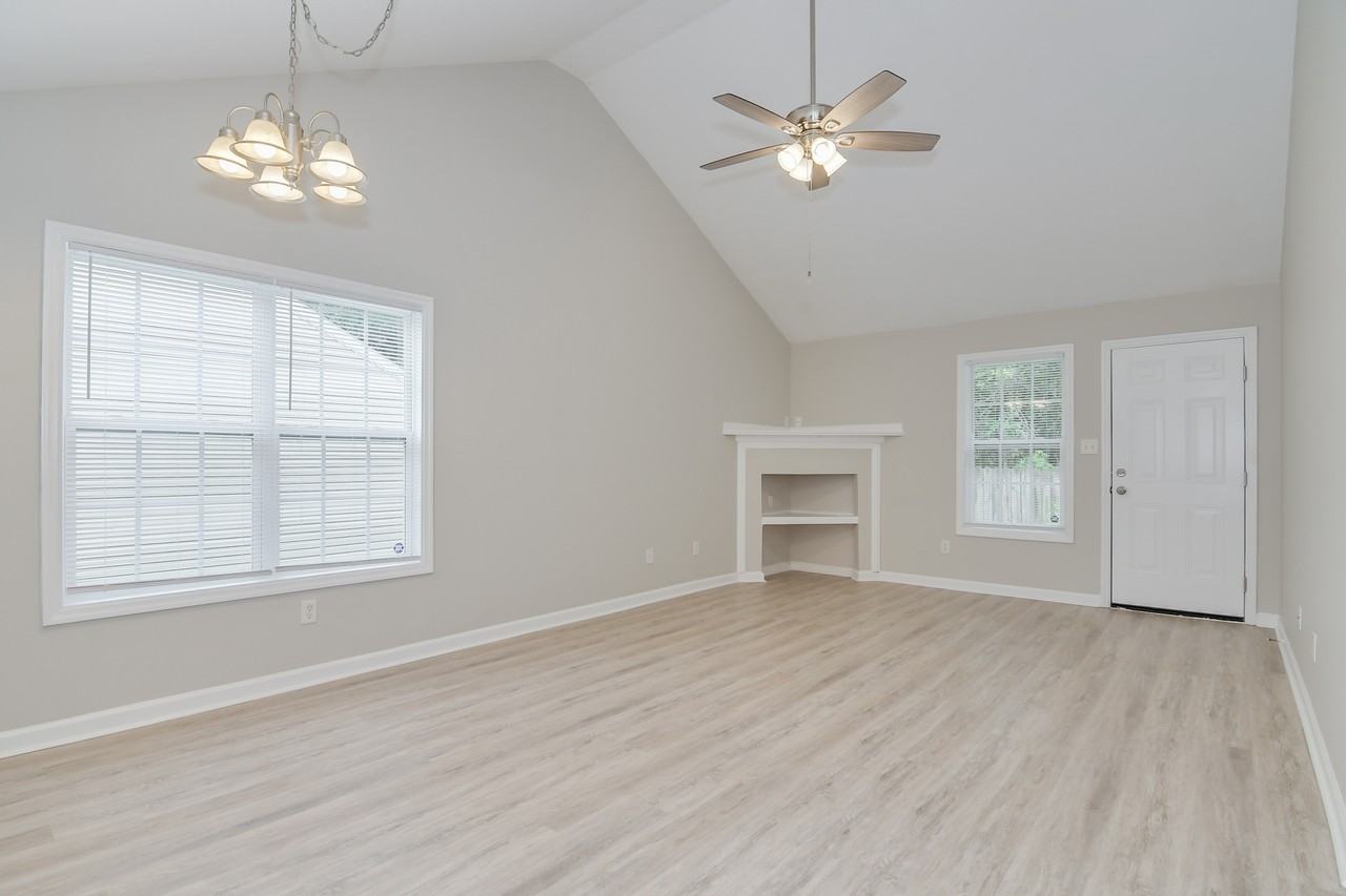 448 Northrop Pl #1 - Photo 6 of 22
