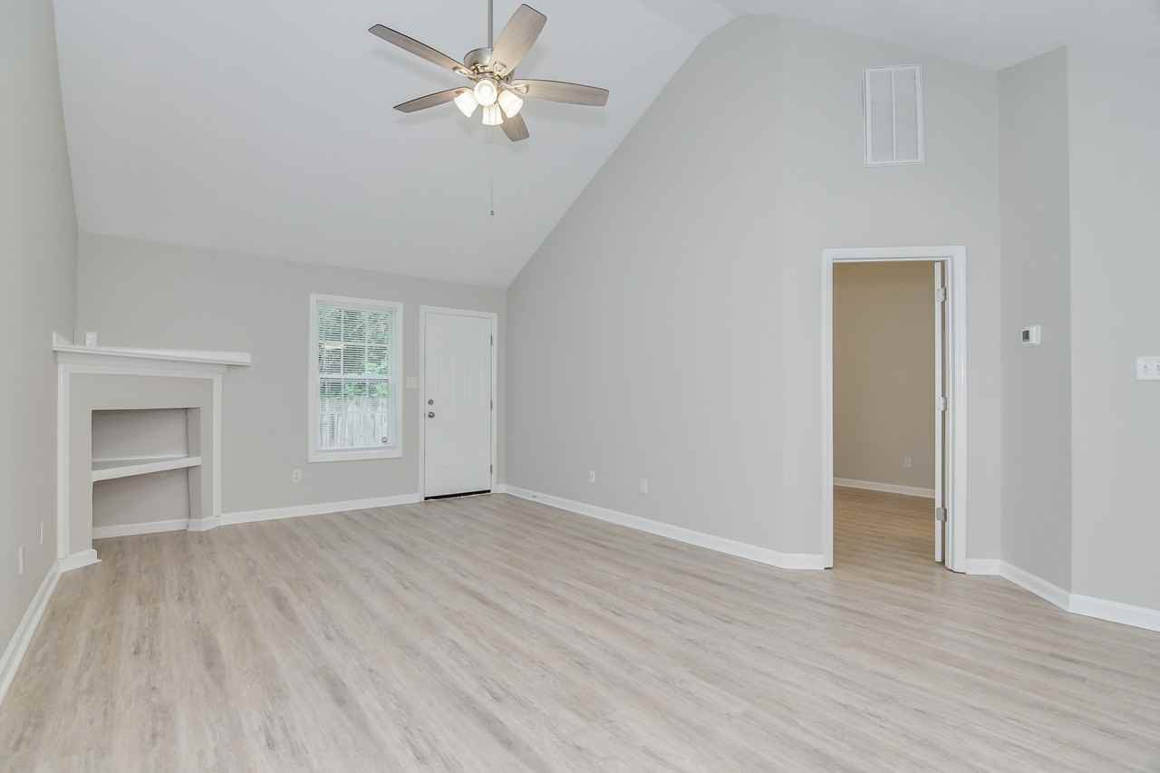 448 Northrop Pl #1 - Photo 7 of 22