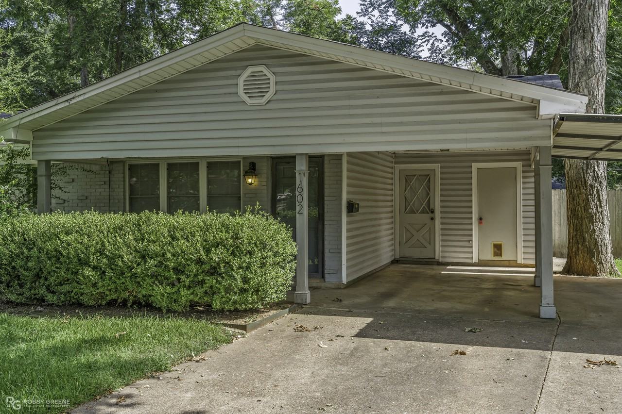 1602 San Saba St #1 - Photo 2 of 48