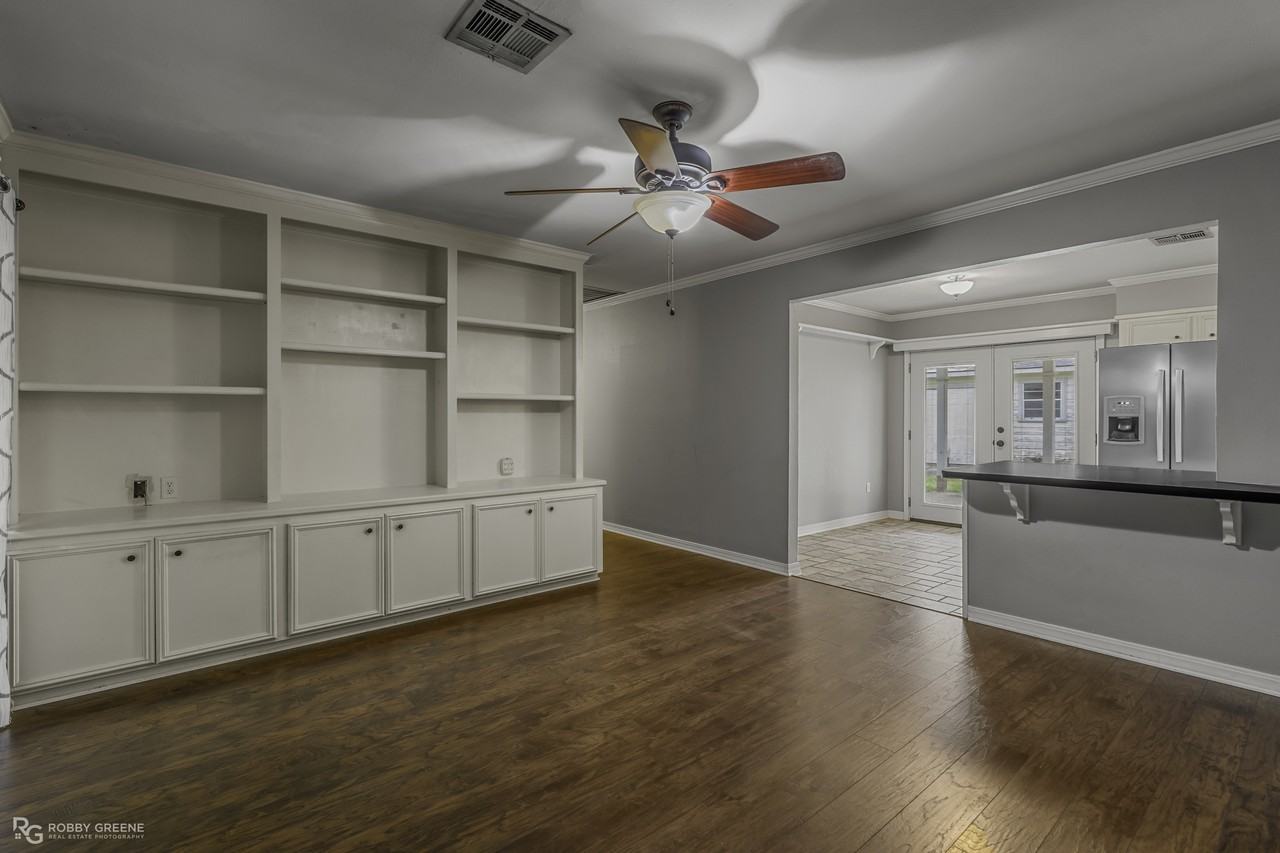 1602 San Saba St #1 - Photo 5 of 48