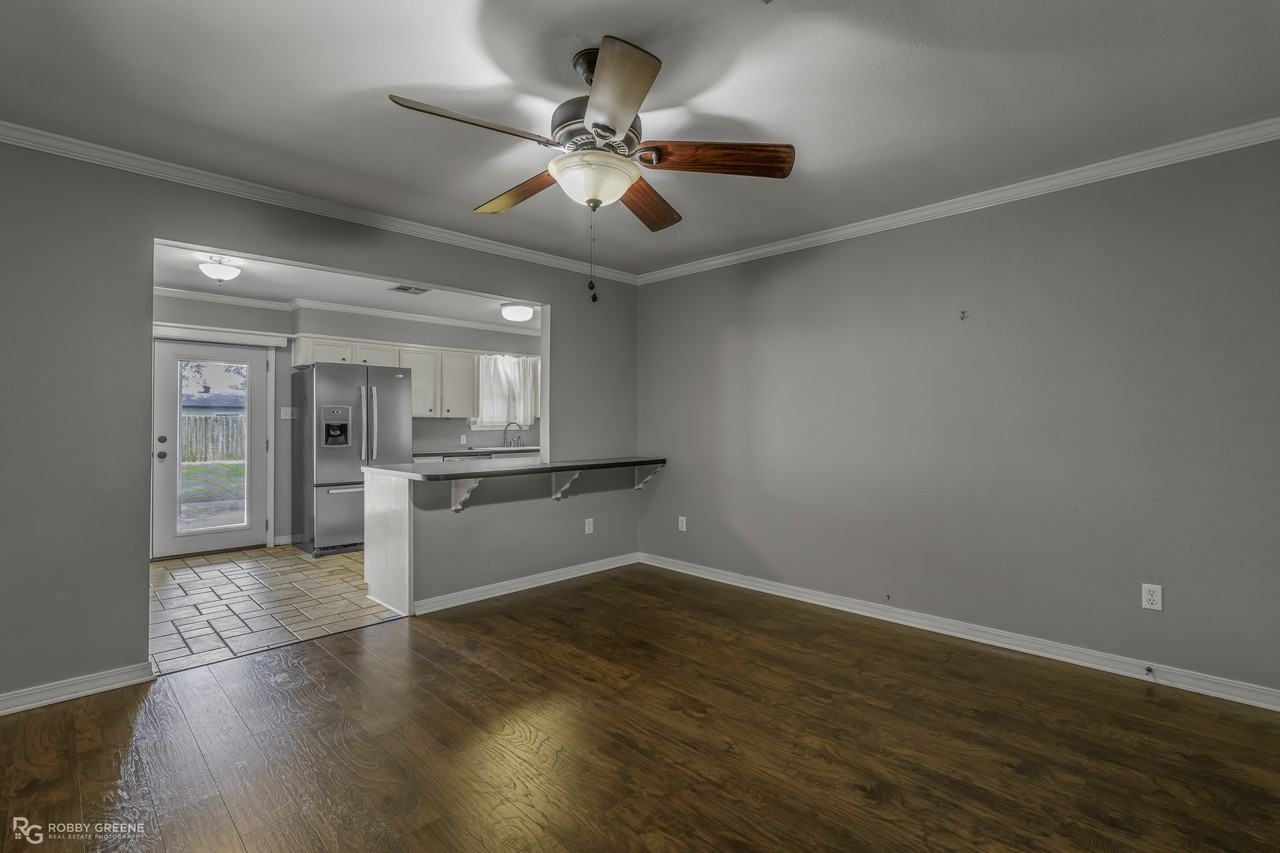 1602 San Saba St #1 - Photo 6 of 48