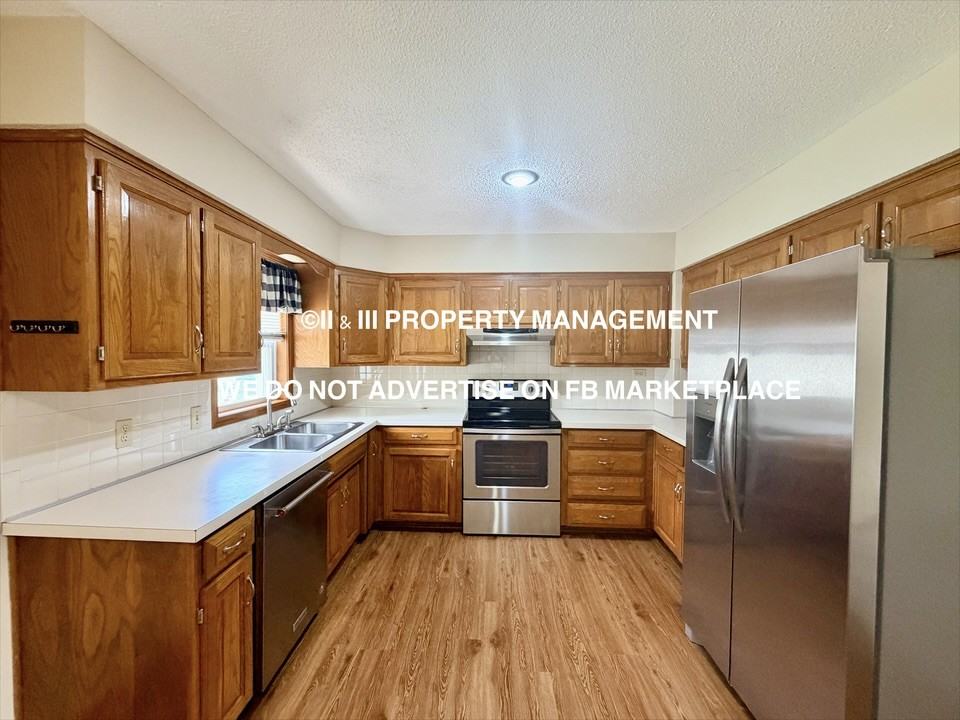 13864 S Alden Ct #1 - Photo 5 of 21