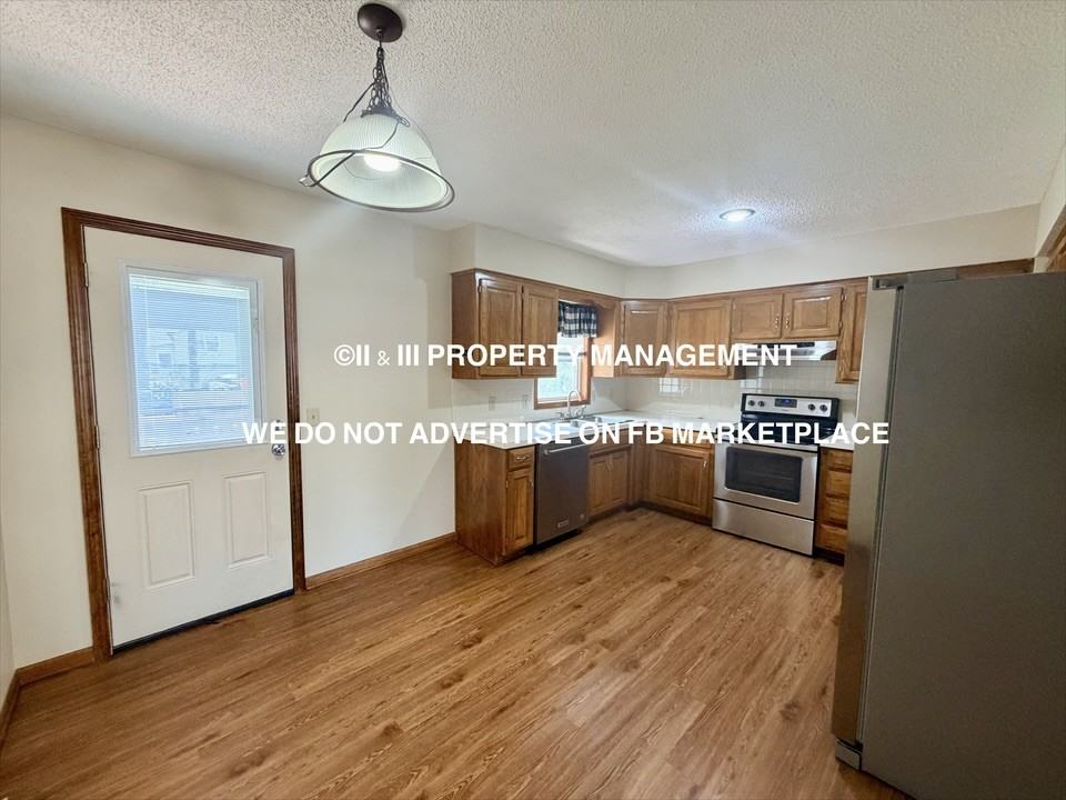 13864 S Alden Ct #1 - Photo 6 of 21
