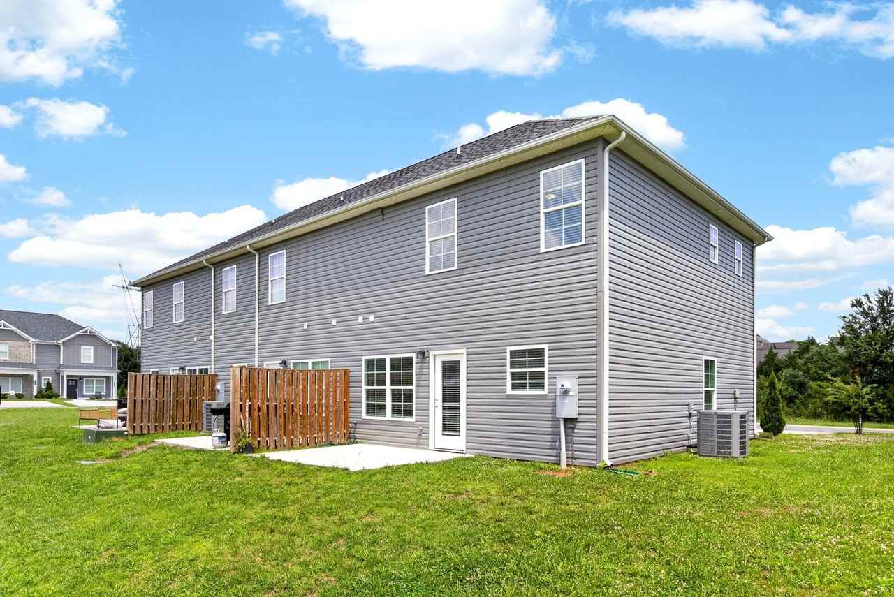 266 Bellingham Cv Ne - Photo 3 of 20
