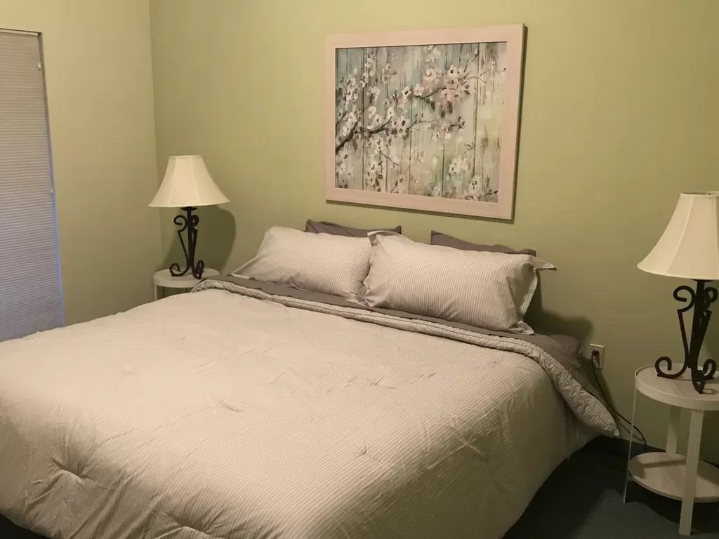 19 Midlake Dr #1 - Photo 3 of 4