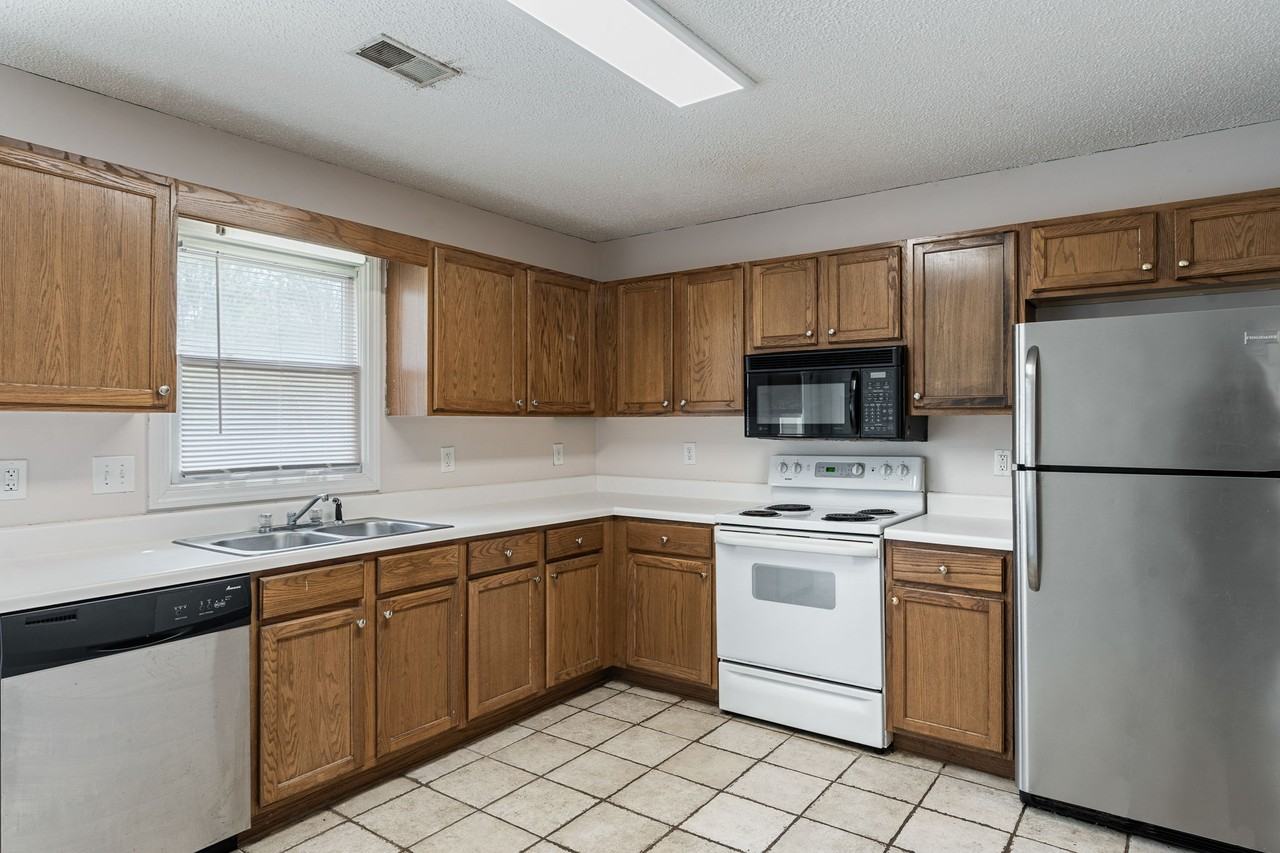5049 Falling Creek Ln #1 - Photo 4 of 18