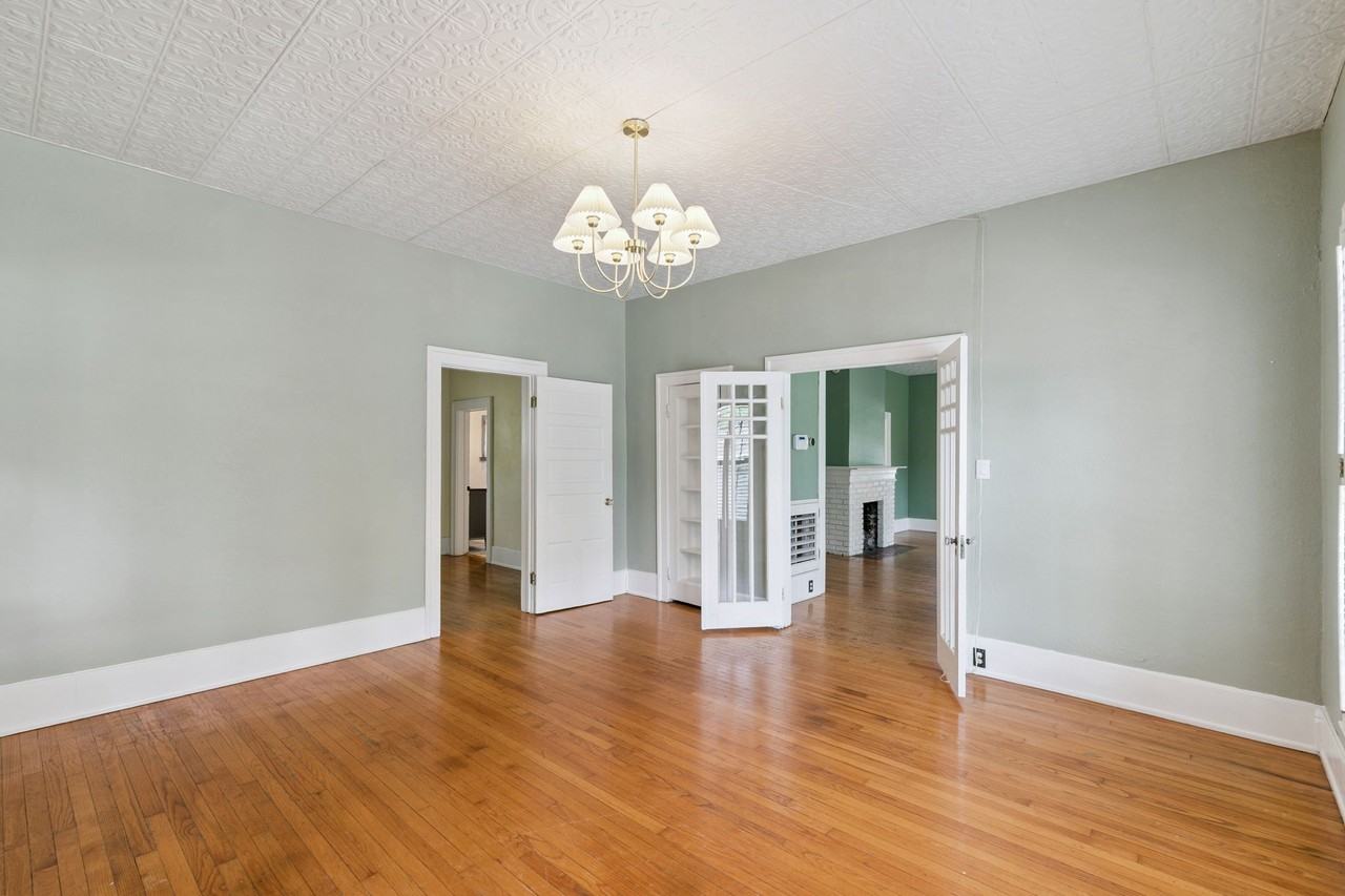 2400 S Park Ave #1 - Photo 7 of 20