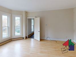featured image of 2 Long St