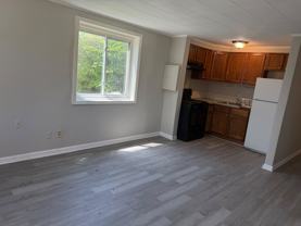 739 Harriet St #2 - Photo 1 of 1