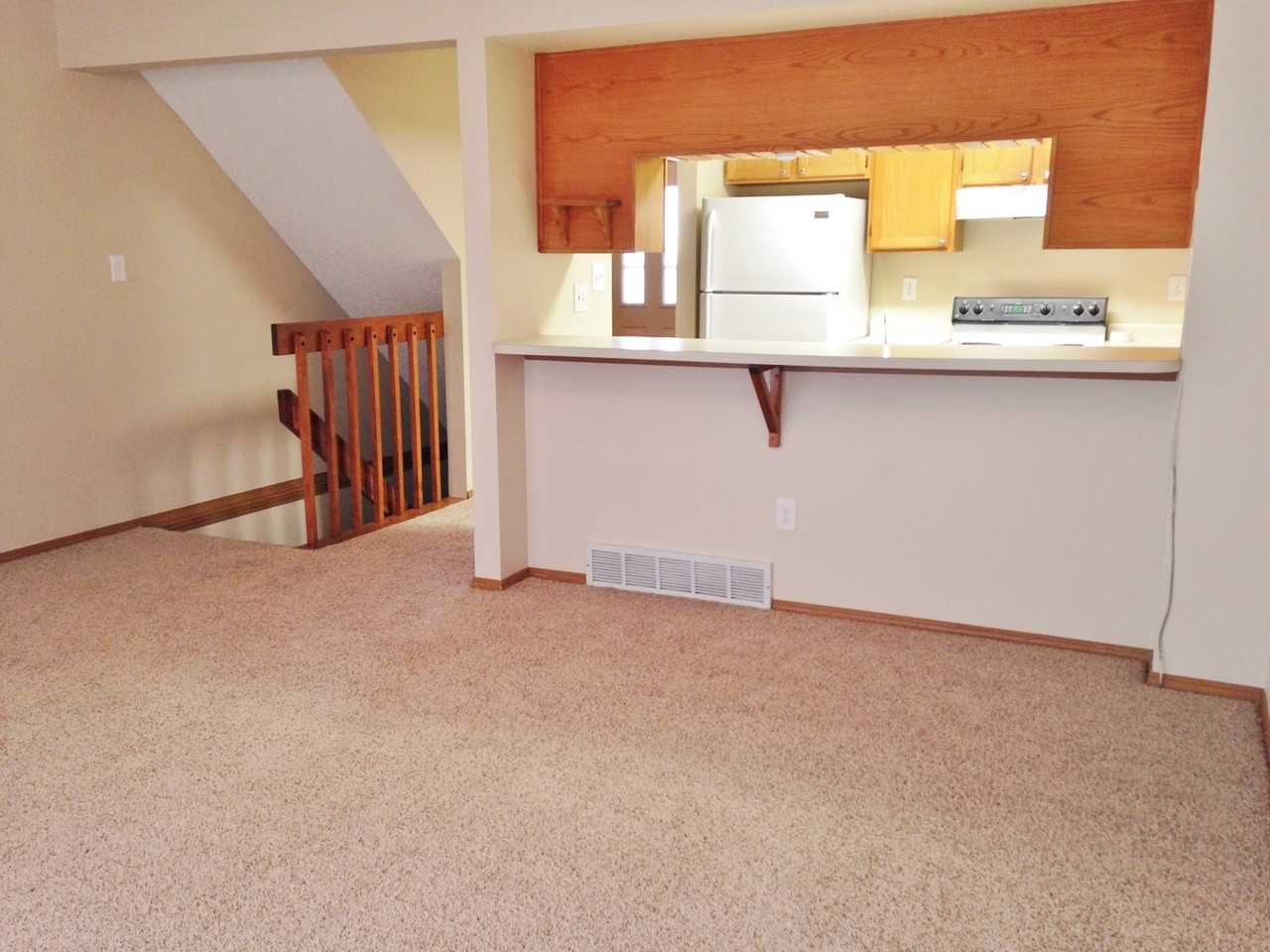 4205 Hunting Meadows Cir - Photo 6 of 16