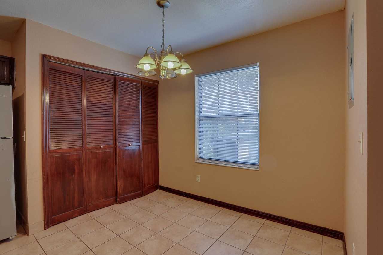492 Tamarack St - Photo 5 of 14