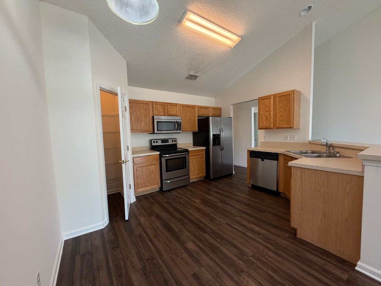 7A Bunker Knolls Ln - Photo 4 of 10