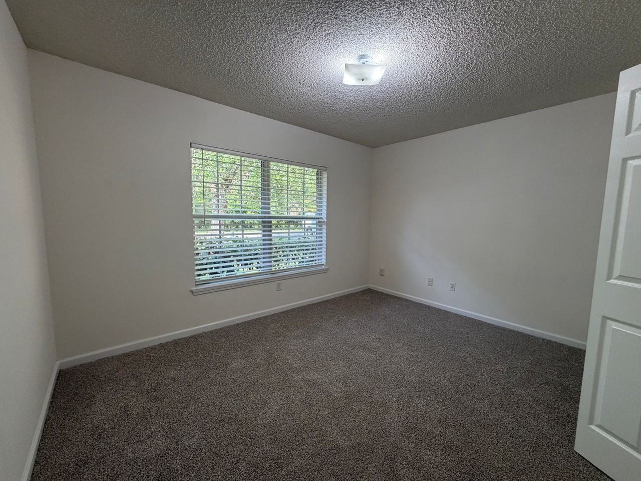 7A Bunker Knolls Ln - Photo 7 of 10