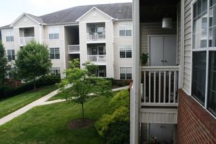 300 Riverbend Dr - Photo 1 of 1