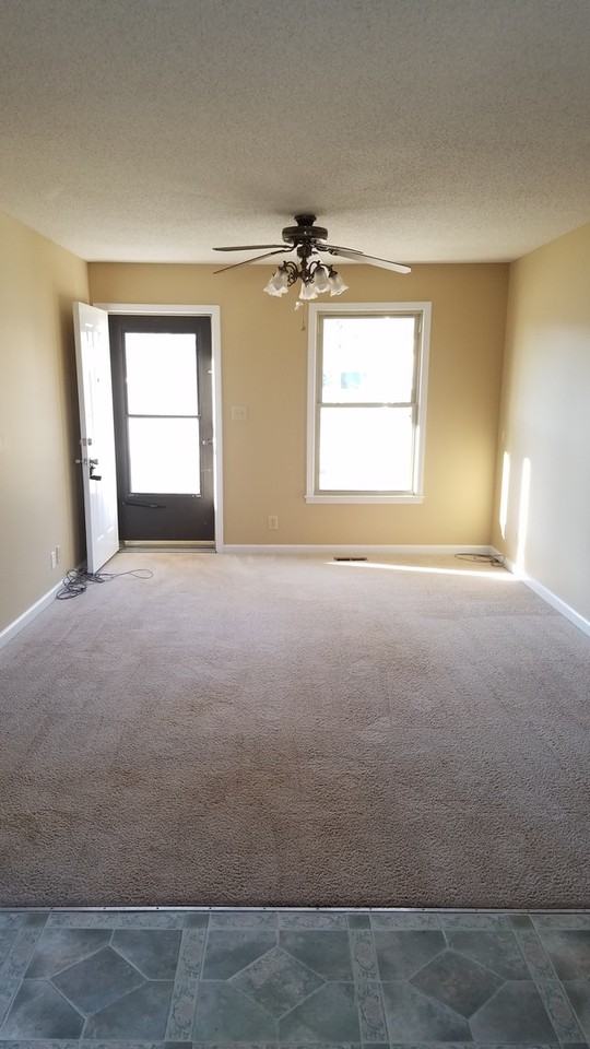 357 Erie Dr - Photo 6 of 13