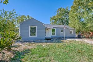 featured image of 4118 Sunflower St