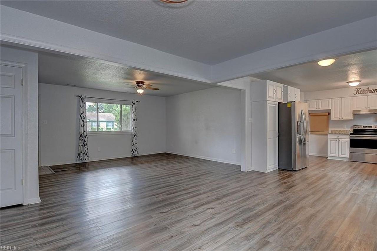 1093 Salisbury Dr - Photo 6 of 26