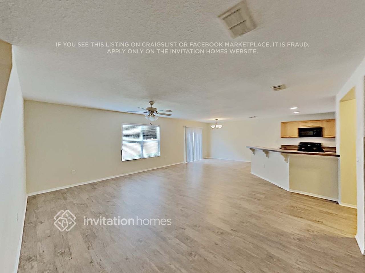 7273 Wakeview Dr - Photo 4 of 16