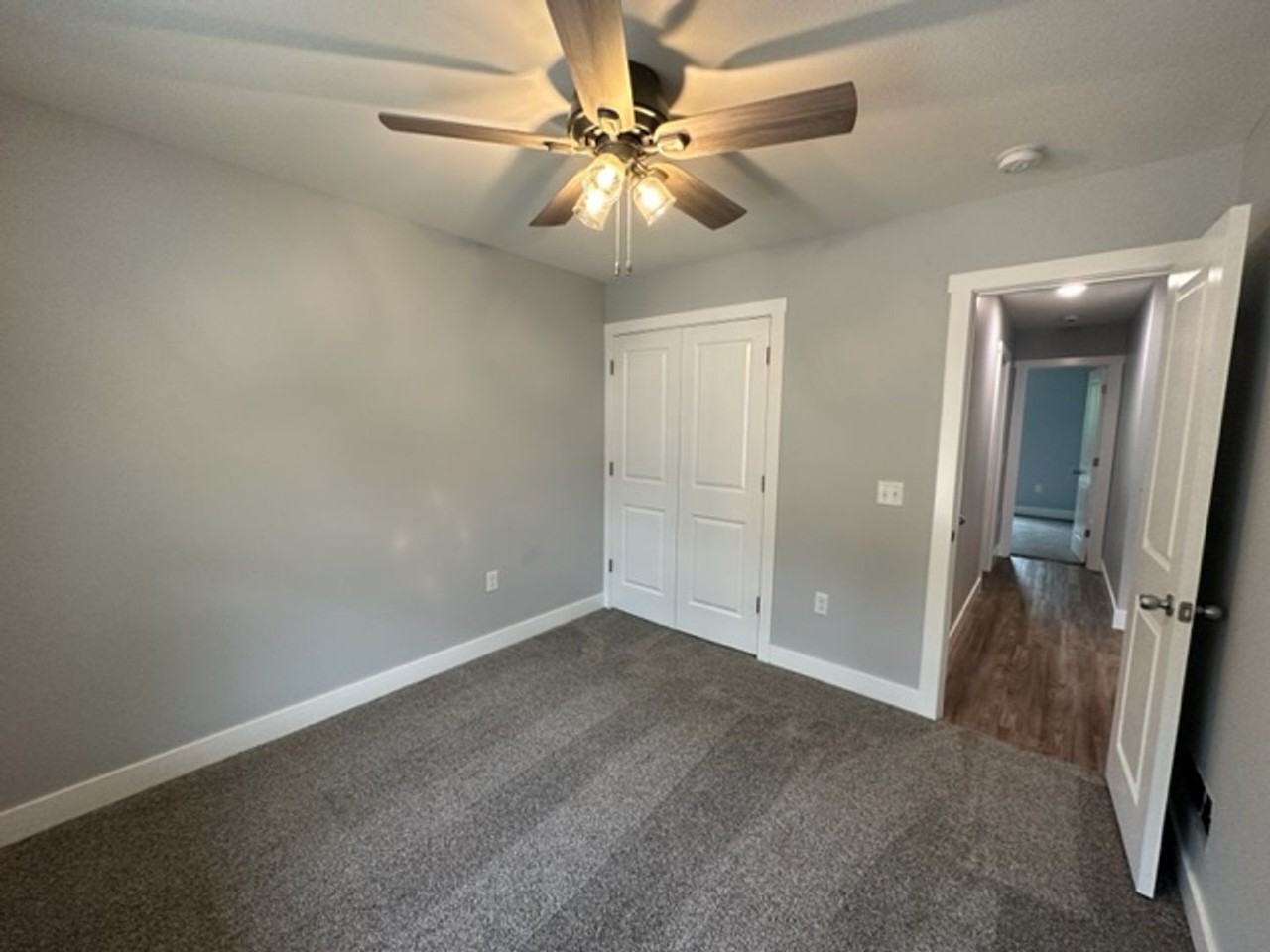 105 Jackson St - Photo 5 of 15
