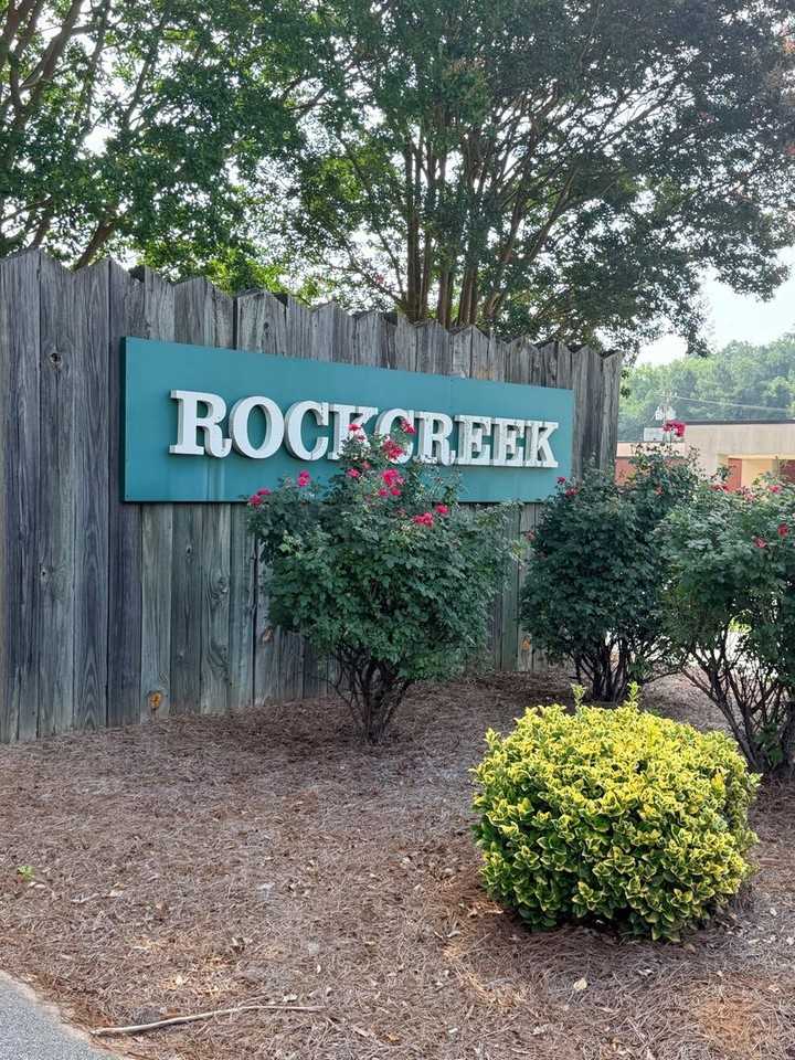 106 Chestnut Rdg - Photo 2 of 26
