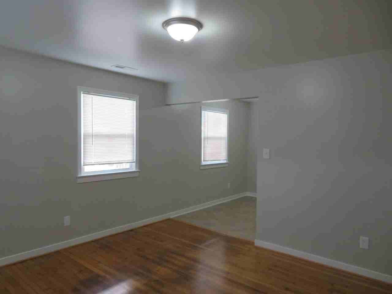 327 S 13th Ave - Photo 2 of 19