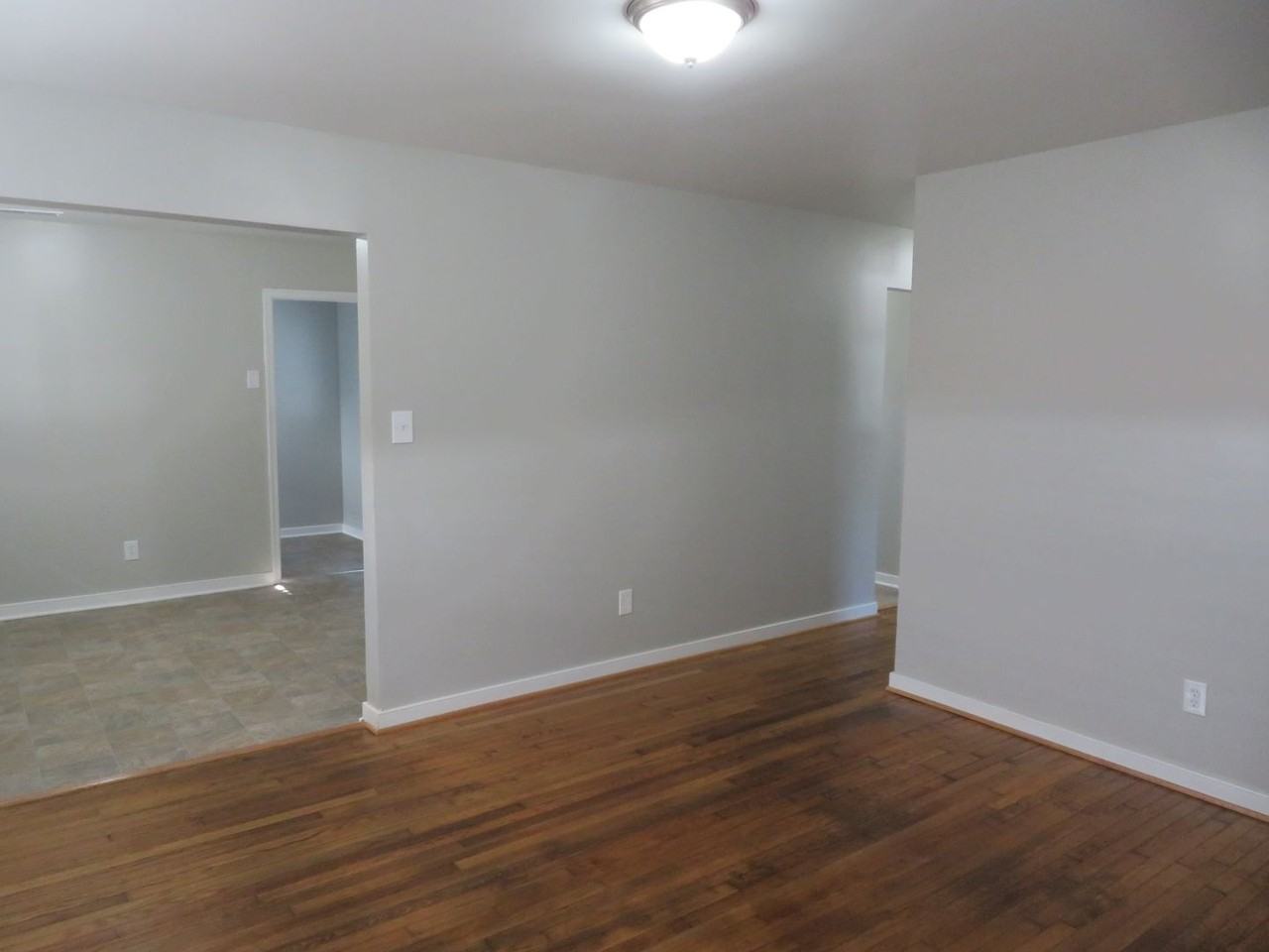 327 S 13th Ave - Photo 3 of 19