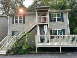 featured image of 11 Gotham Dr