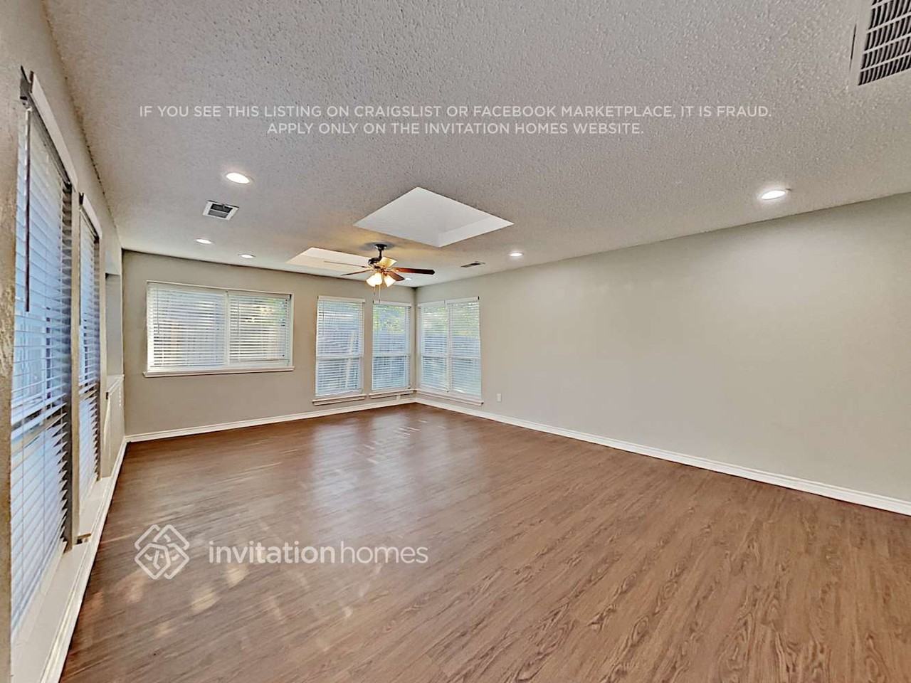2206 Cedarcrest Dr - Photo 5 of 19