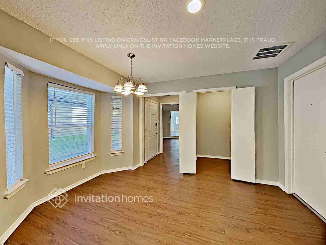 2206 Cedarcrest Dr - Photo 7 of 19