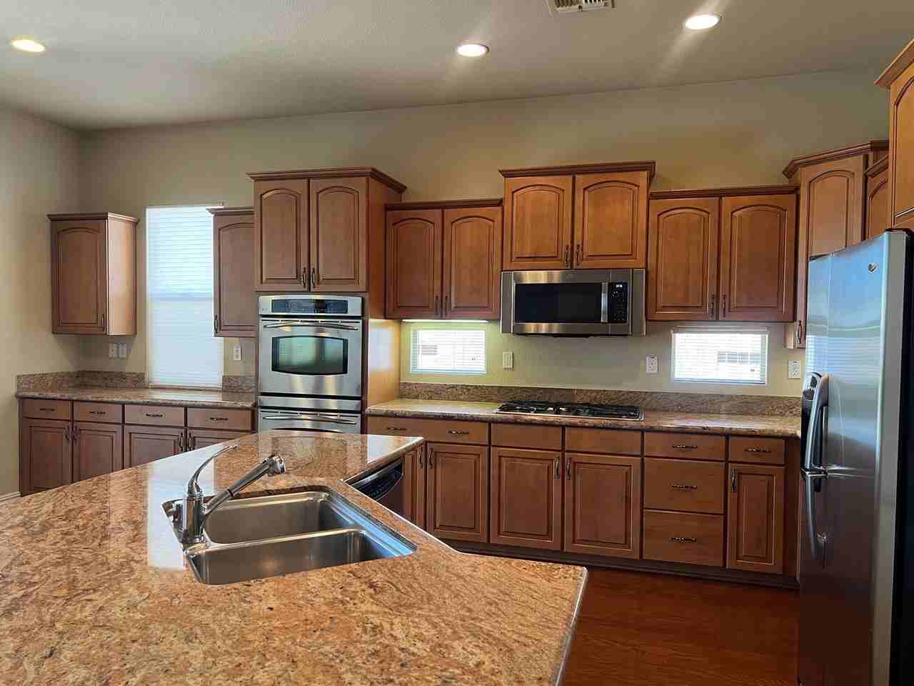 1256 Jorgenson Dr - Photo 7 of 27