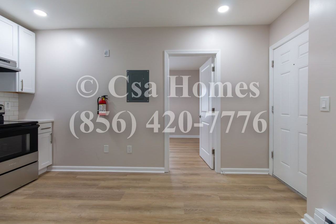 602 Broadway - Photo 3 of 10
