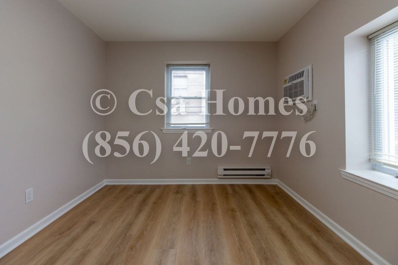 602 Broadway - Photo 5 of 10