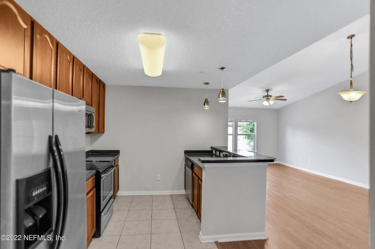 7051 Deer Lodge Cir #1 - Photo 7 of 22