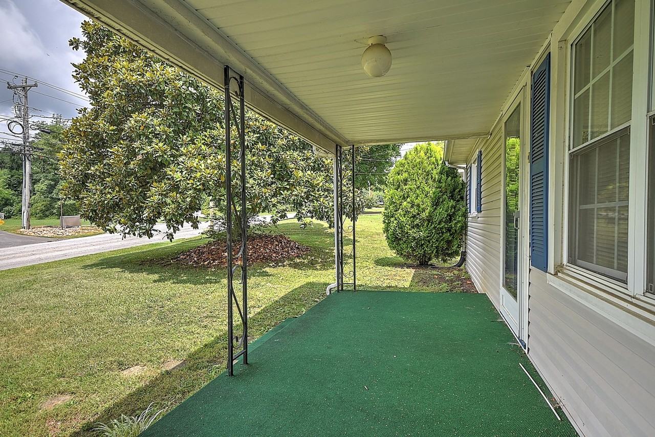 2207 Buckingham Rd - Photo 4 of 26