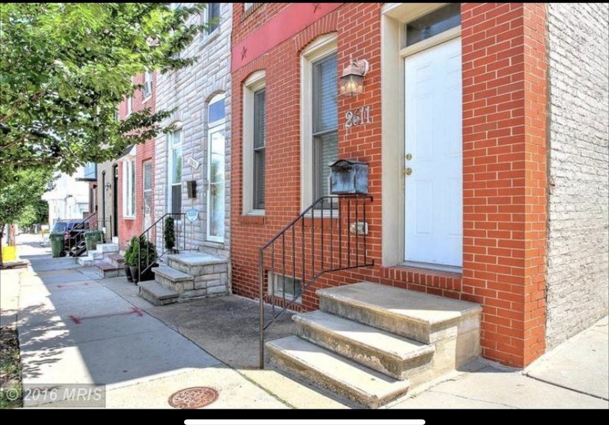 2611 E Fairmount Ave - Photo 2 of 21