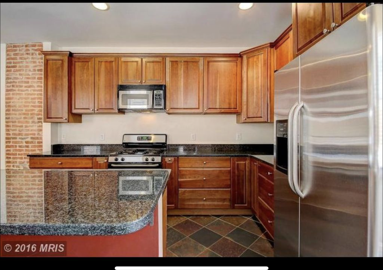2611 E Fairmount Ave - Photo 4 of 21