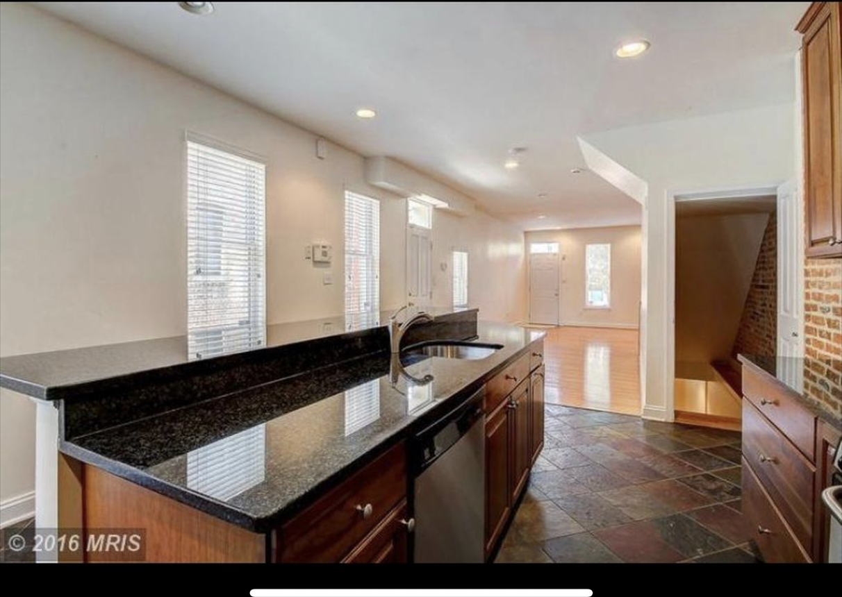 2611 E Fairmount Ave - Photo 6 of 21